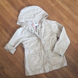 Girl’s khaki lightweight jacket